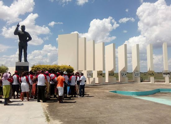 mozambique/inhambane/landmark/liberdade-1