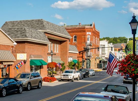 west-virginia/lewisburg/landmark/greenbrier-county-convention-and-visitors-bureau