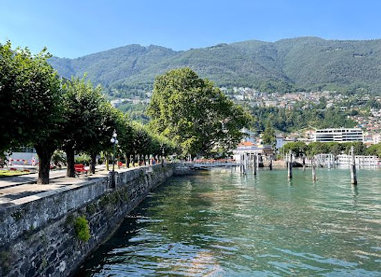 switzerland/locarno/landmark/lungolago-di-locarno