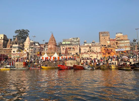 india/varanasi/landmark/panchganga-ghat