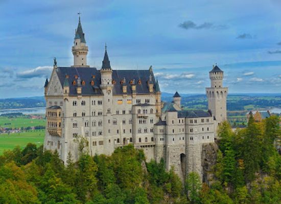 germany/bavaria/landmark/neuschwanstein-castle