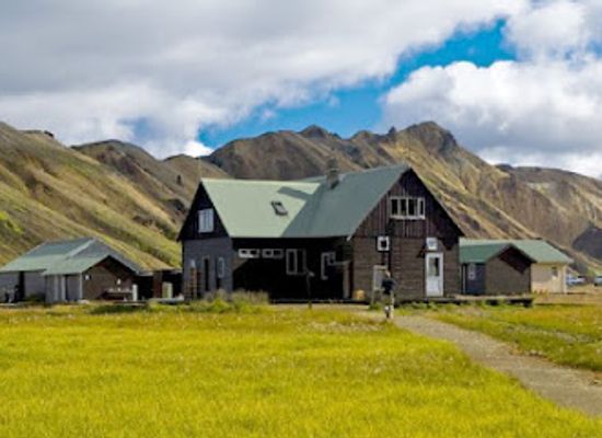 iceland/landmannalaugar/landmark/landmannalaugar-camping
