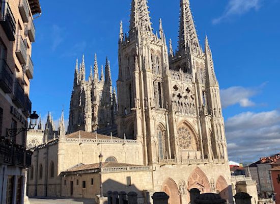 spain/burgos/landmark/portada-de-santa-maria-catedral-de-burgos