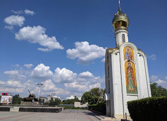 moldova/tiraspol/landmark/tank-monument
