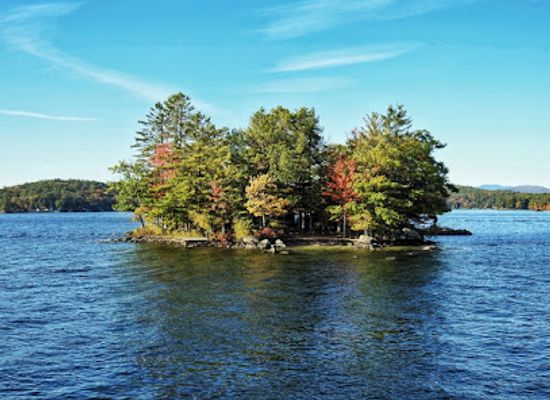 new-hampshire/lakes-region/landmark/mount-washington-cruises