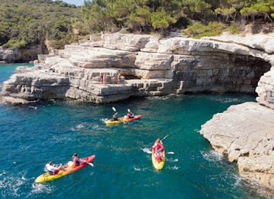 croatia/istria/landmark/pula-kayak-fun-kayak-tours-adventures