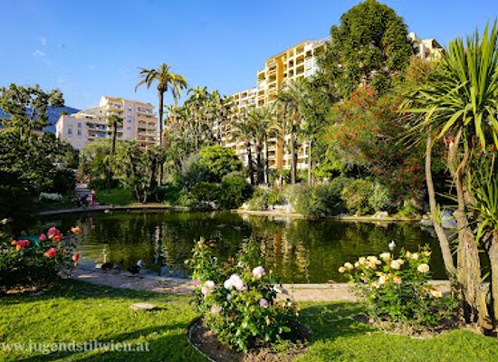 monaco/fontvieille-park/landmark/aux-canards-garden