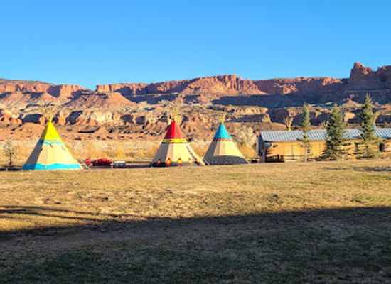 utah/capitol-reef-national-park/landmark/the-pioneer-kitchen