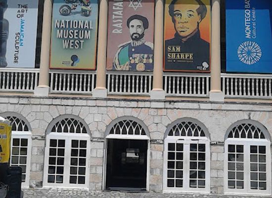 jamaica/kingston/downtown-kingston/landmark/national-museum-jamaica