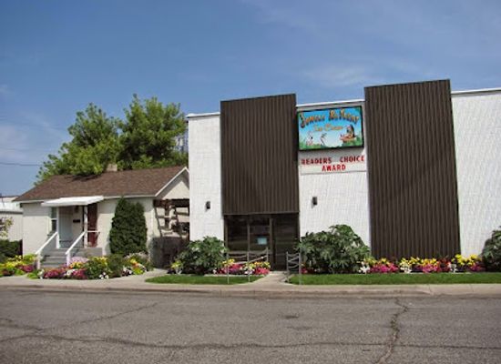 idaho/pocatello/landmark/the-jungle-retreat-ice-cream