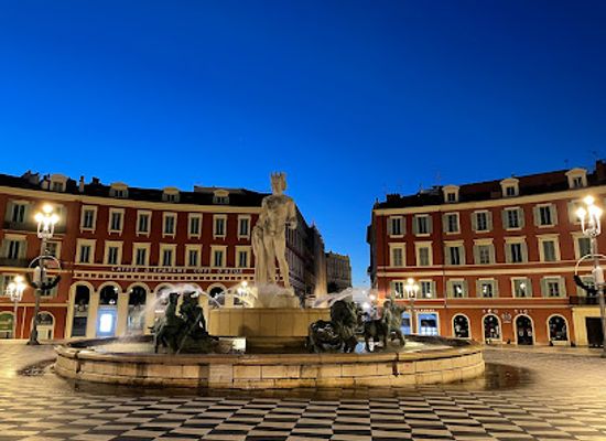 france/nice/promenade-des-anglais/landmark/place-massena