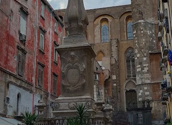 italy/naples/landmark/duomo-di-napoli