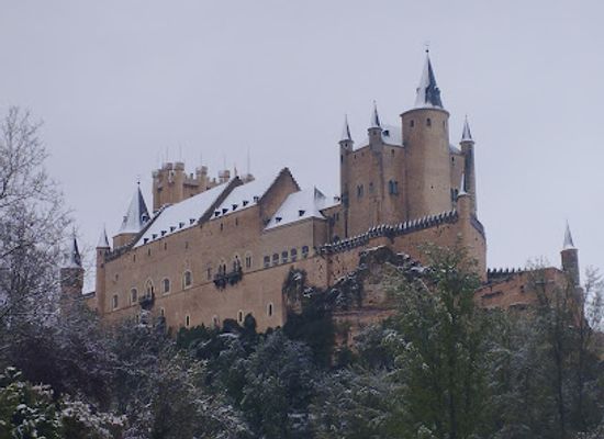 spain/segovia/landmark/segovia-imperdible-visitas-guiadas-en-segovia-y-palacio-real-de-la-granja