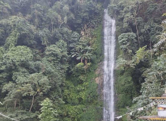 bhutan/zhemgang-district/landmark/bongbu-re-waterfall