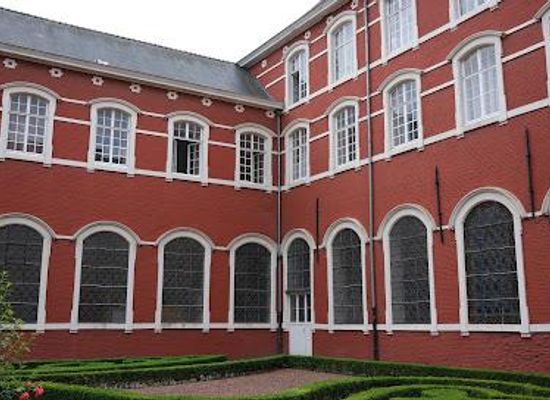 belgium/east-flanders/landmark/wonen-in-klooster-augustijnenklooster