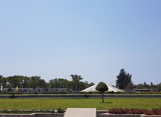 mozambique/maputo/landmark/praca-dos-herois-mocambicanos