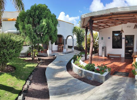 ecuador/puerto-ayora/landmark/hostal-suenos-silvestres