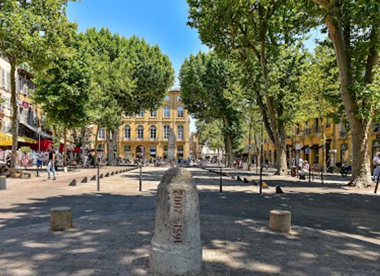 france/aix-en-provence/landmark/fontaine-moussue