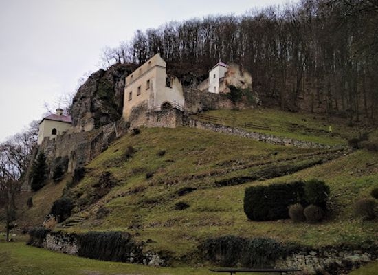 slovakia/trencin/landmark/pilgrimage-place-skalka-at-trencin