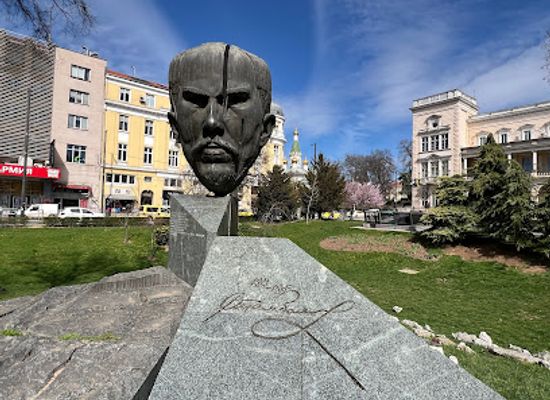 bulgaria/southwest-bulgaria/landmark/monument-of-stefan-stambolov