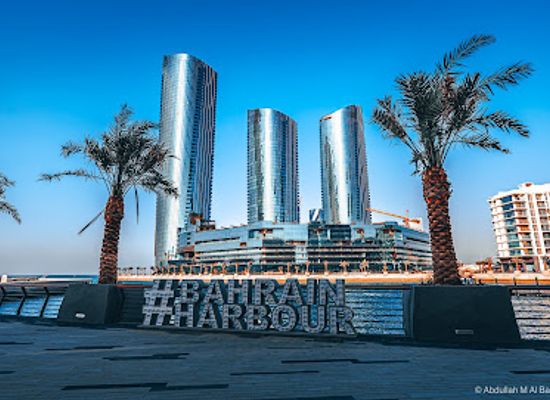 bahrain/muharraq-island/landmark/bahrain-harbour