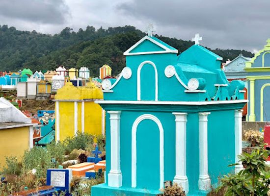 guatemala/chichicastenango/landmark/cementerio-de-chichicastenango
