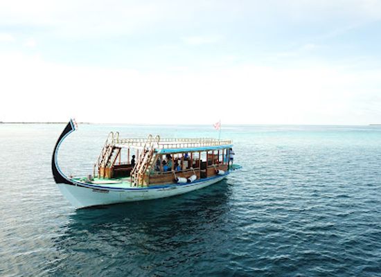 maldives/ari-atoll/landmark/oceanholic-dive-centre