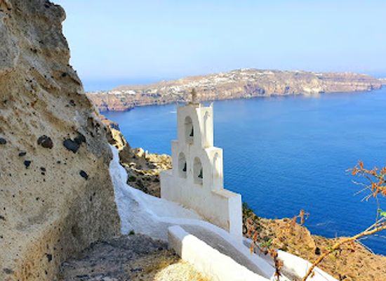 greece/santorini/landmark/chapel-of-agios-nikolaos