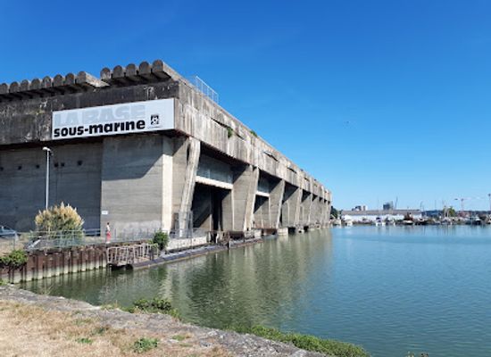 france/aquitaine/landmark/base-sous-marine