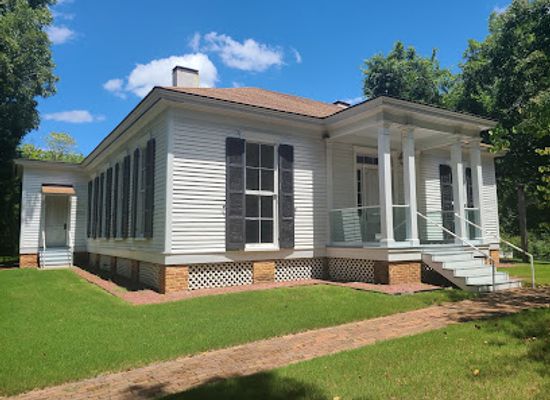 mississippi/north-mississippi/landmark/l-q-c-lamar-house-museum