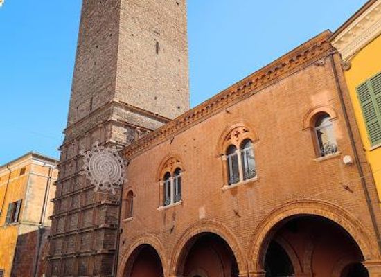 italy/romagna/landmark/civic-tower