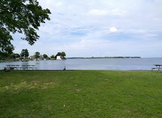 ohio/lake-erie-islands/landmark/perry-s-cave-family-fun-center
