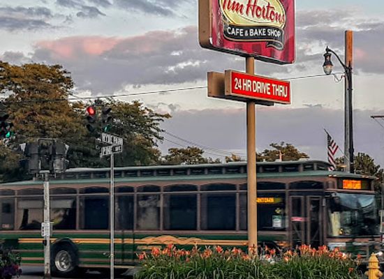 canada/niagara-falls/landmark/little-italy