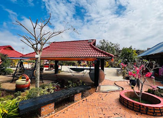 cambodia/mondulkiri/landmark/build-s-love-mountain