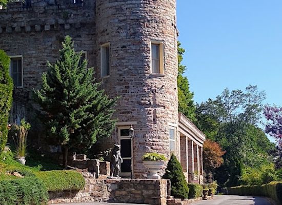 maryland/western-maryland/landmark/berkeley-springs-castle