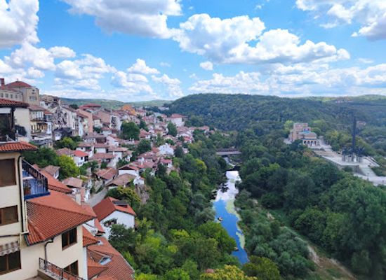 bulgaria/danubian-plain/landmark/samovodska-charshia-market