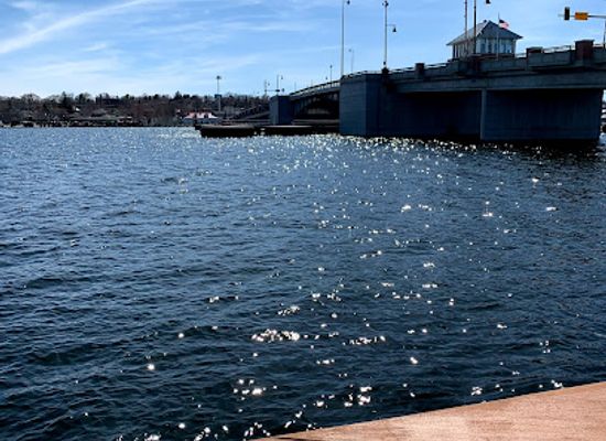 wisconsin/sturgeon-bay/landmark/martin-park