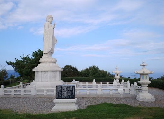 south-korea/yeongseo-region/landmark/yeonhwabong