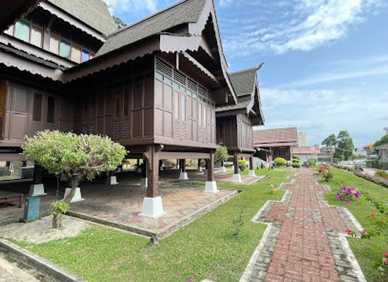 malaysia/malacca/taman-melaka-raya/landmark/melaka-sultanate-palace-museum