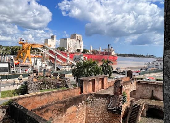 dominican-republic/santo-domingo/malecon/landmark/alcazar-de-colon