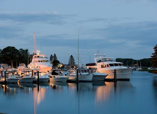 maine/kennebunkport/landmark/yachtsman-hotel-marina-club