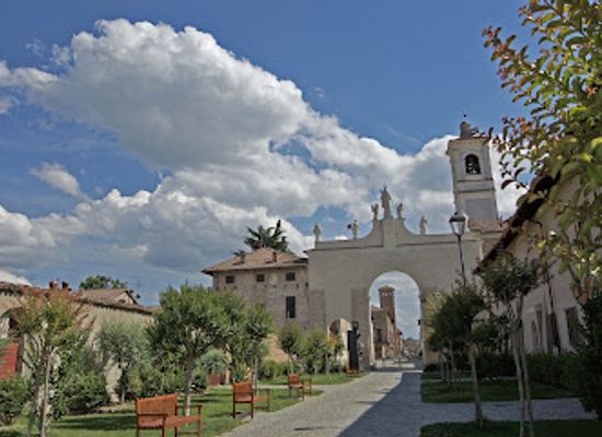 italy/langhe/landmark/palazzo-salmatoris