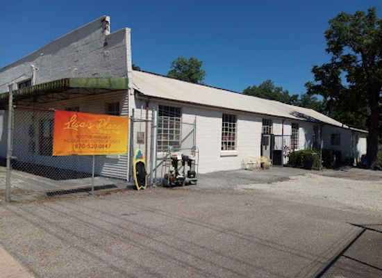 arkansas/jonesboro/landmark/lisa-s-flea-market