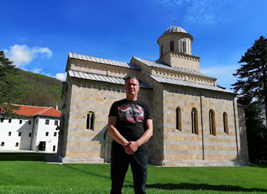 kosovo/nerodime/landmark/monastery-visoki-decani