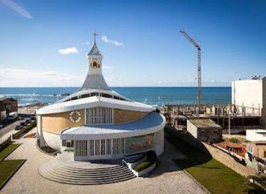 portugal/minho/landmark/igreja-paroquial-de-nosso-senhor-dos-navegantes-igreja-das-caxinas
