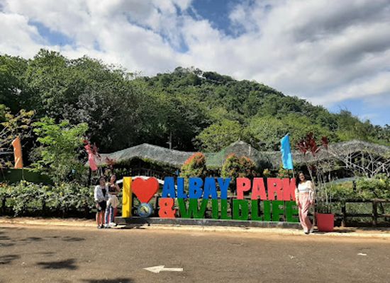 philippines/legazpi/lignon-hill-nature-park/landmark/albay-park-wildlife