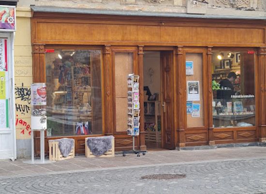 slovenia/lower-carniola/landmark/souvenir-shop-our-story