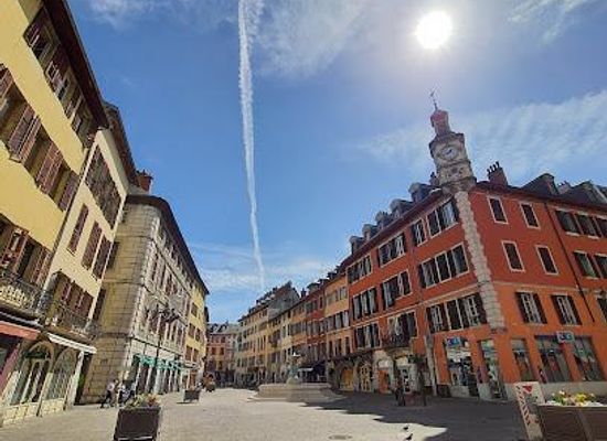france/rhone-alpes/landmark/pl-saint-leger