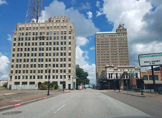 texas/golden-triangle/landmark/goodhue-building
