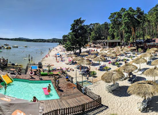 czechia/machovo-jezero/landmark/aquapark-stare-splavy